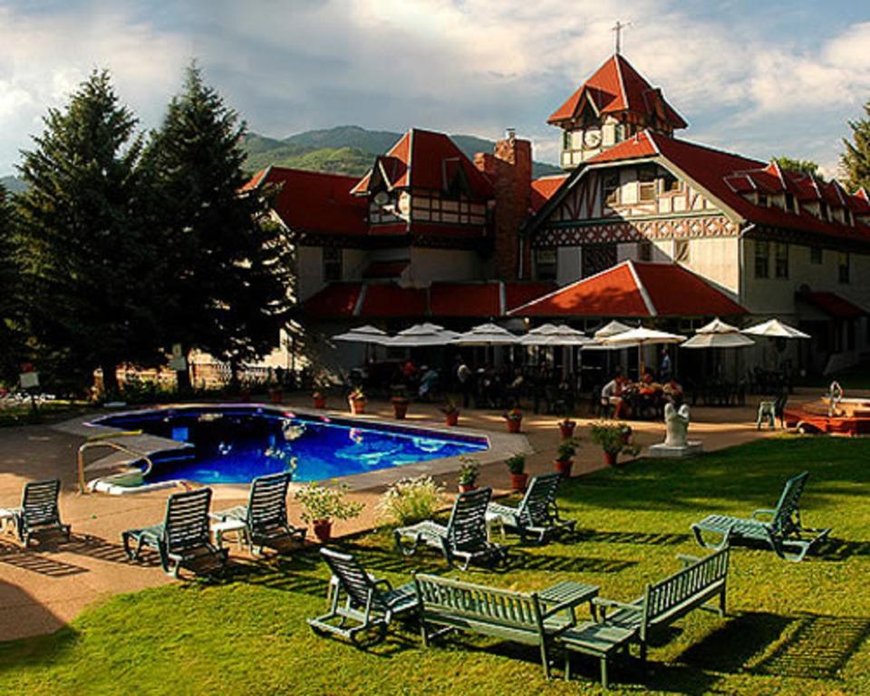 The Historic Redstone Inn Екстериор снимка