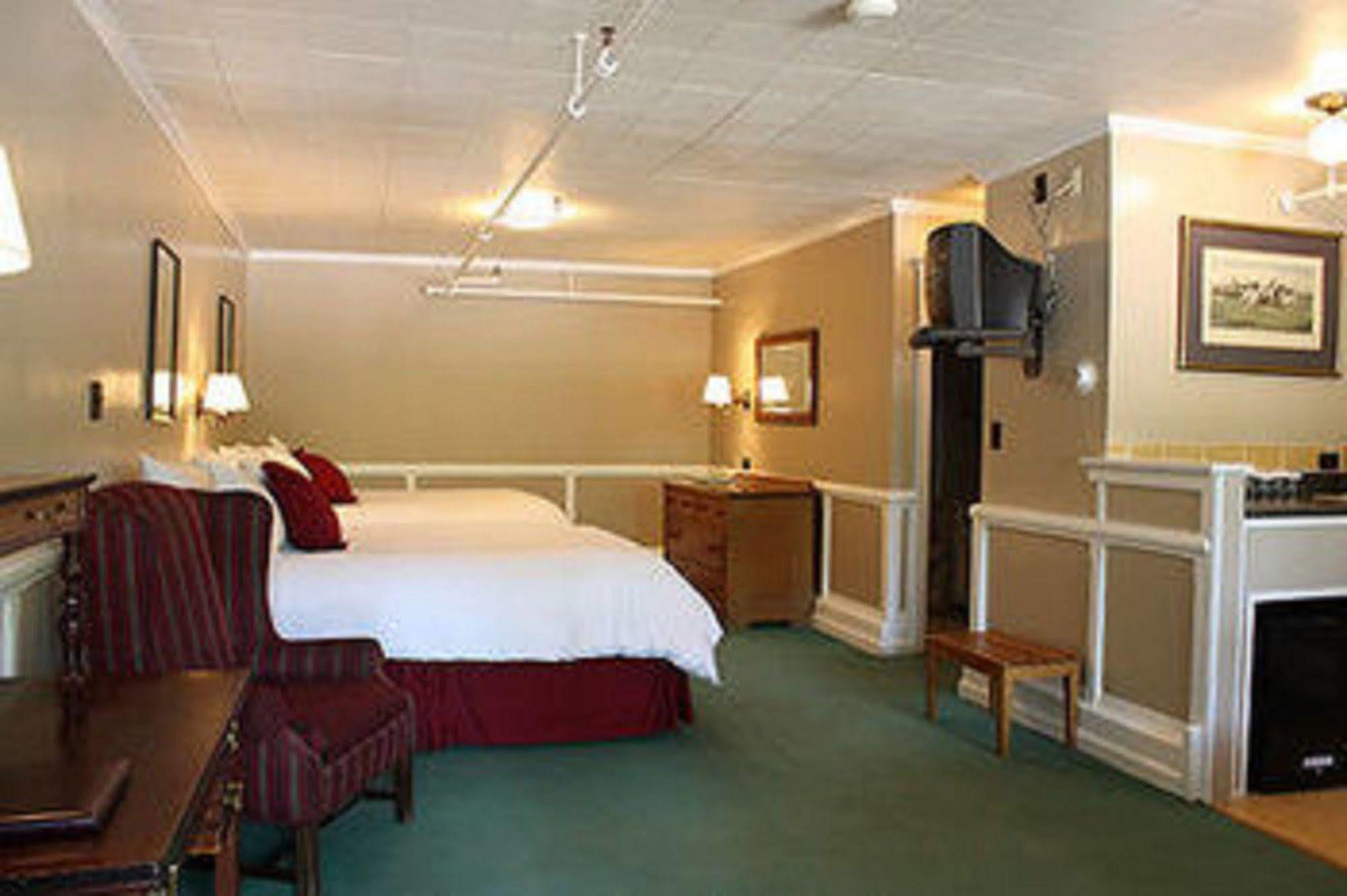 The Historic Redstone Inn Екстериор снимка